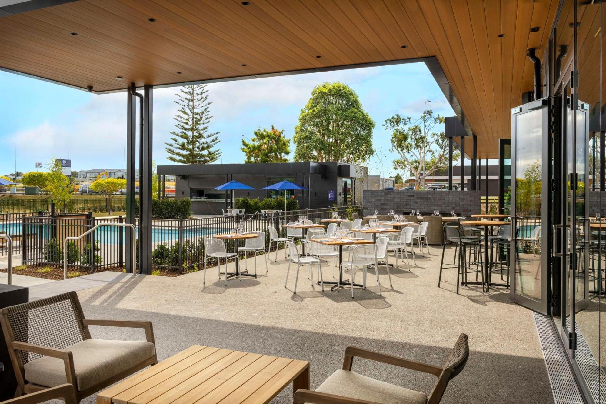 Hotel Doubletree By Hilton Auckland Karaka Zewnętrze zdjęcie